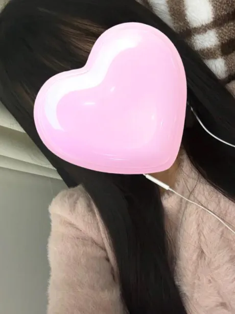 今日は風がつよいね💨/ゆきな