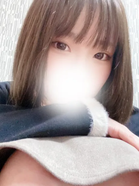 こんにちは☺️/モモ