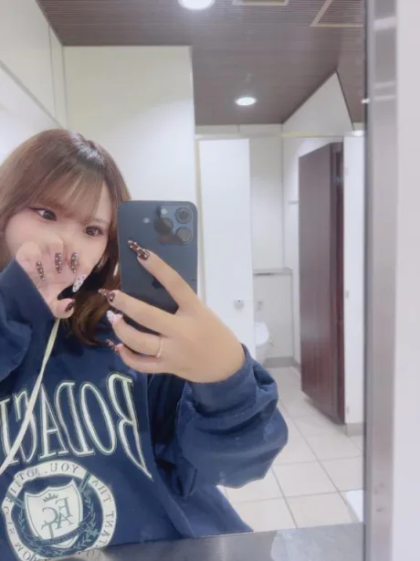 新人　あいら素敵な女の子は好きですか?