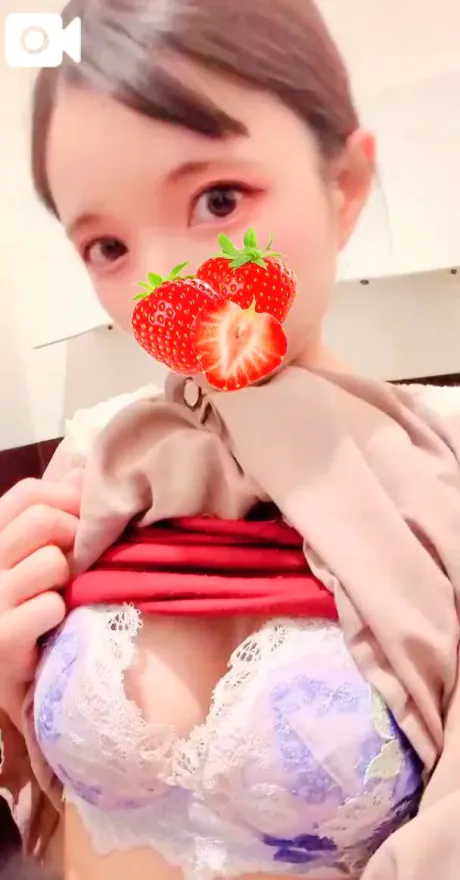 【ぷりんっ🫣🍑💕】