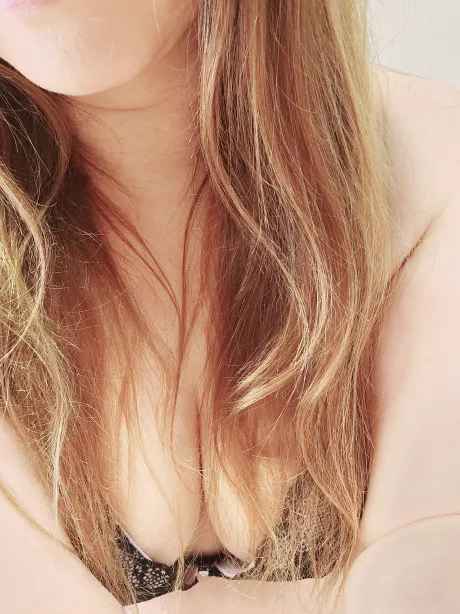 浜辺 みのりELEGANCE