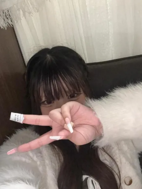 業界未経験　みりロイヤルクラブ