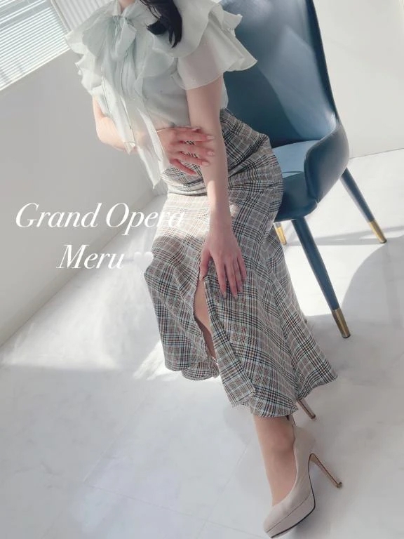 萌瑠(める)グランドオペラ福岡