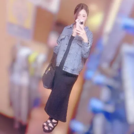 お姉さん近づいた🤔💭/しおり