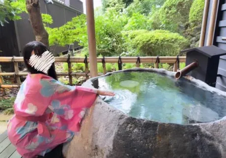 エムロイヤルクラブ
