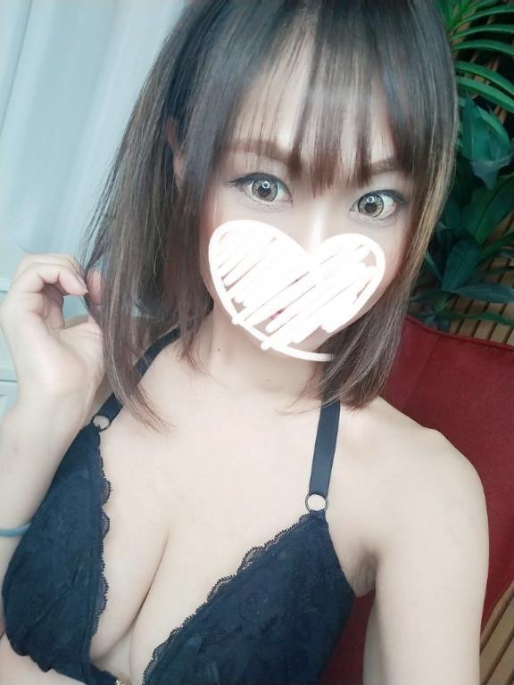 眼鏡痴女(⚯🌹)出勤🦋✨