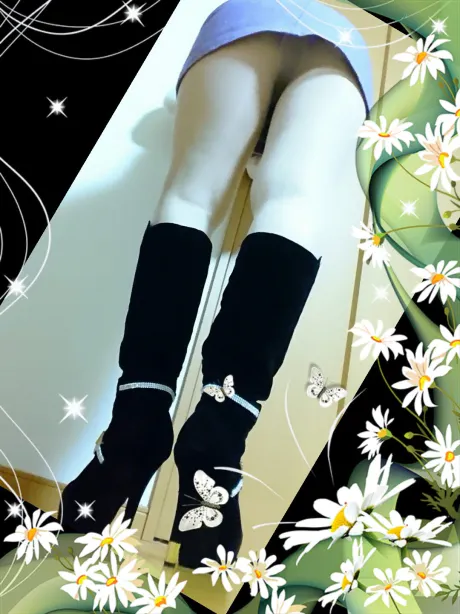 寝違えた⁉️ (>ᗣ<｡)/さくら