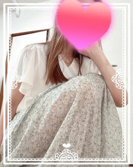 いずみ★色気漂う艶やかな熟女隣の人妻お口で愛して