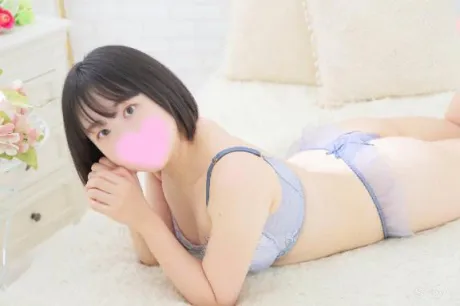 かすみ恋する人妻倶楽部