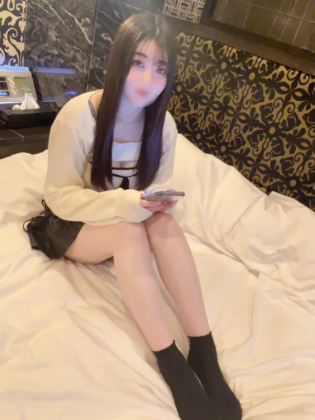 新人みつきティアラ
