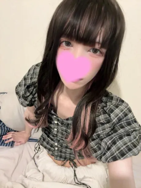 あとむ（ニューハーフ）人妻生レンタルーNTRー
