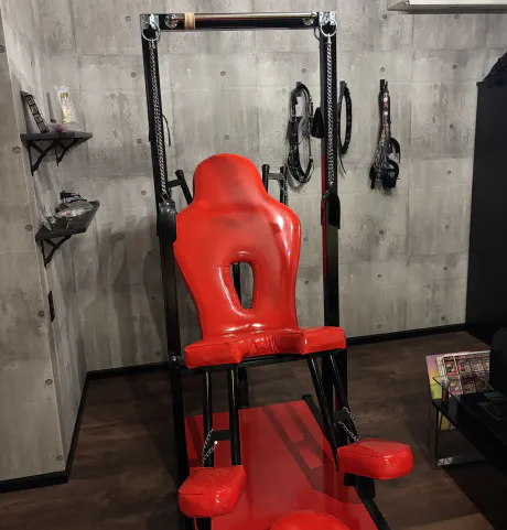 ★グラビア ひびき☆青森大釈迦【エステ・М性感】出張手コキ＆エステ　コキっ娘クローバー