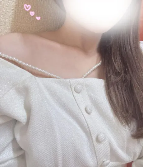 会いに来てくれるお兄さん、いないかな…？/スミレ
