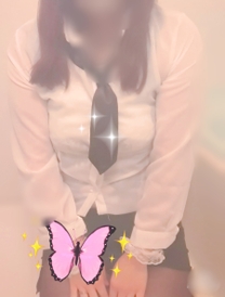 不自然に…