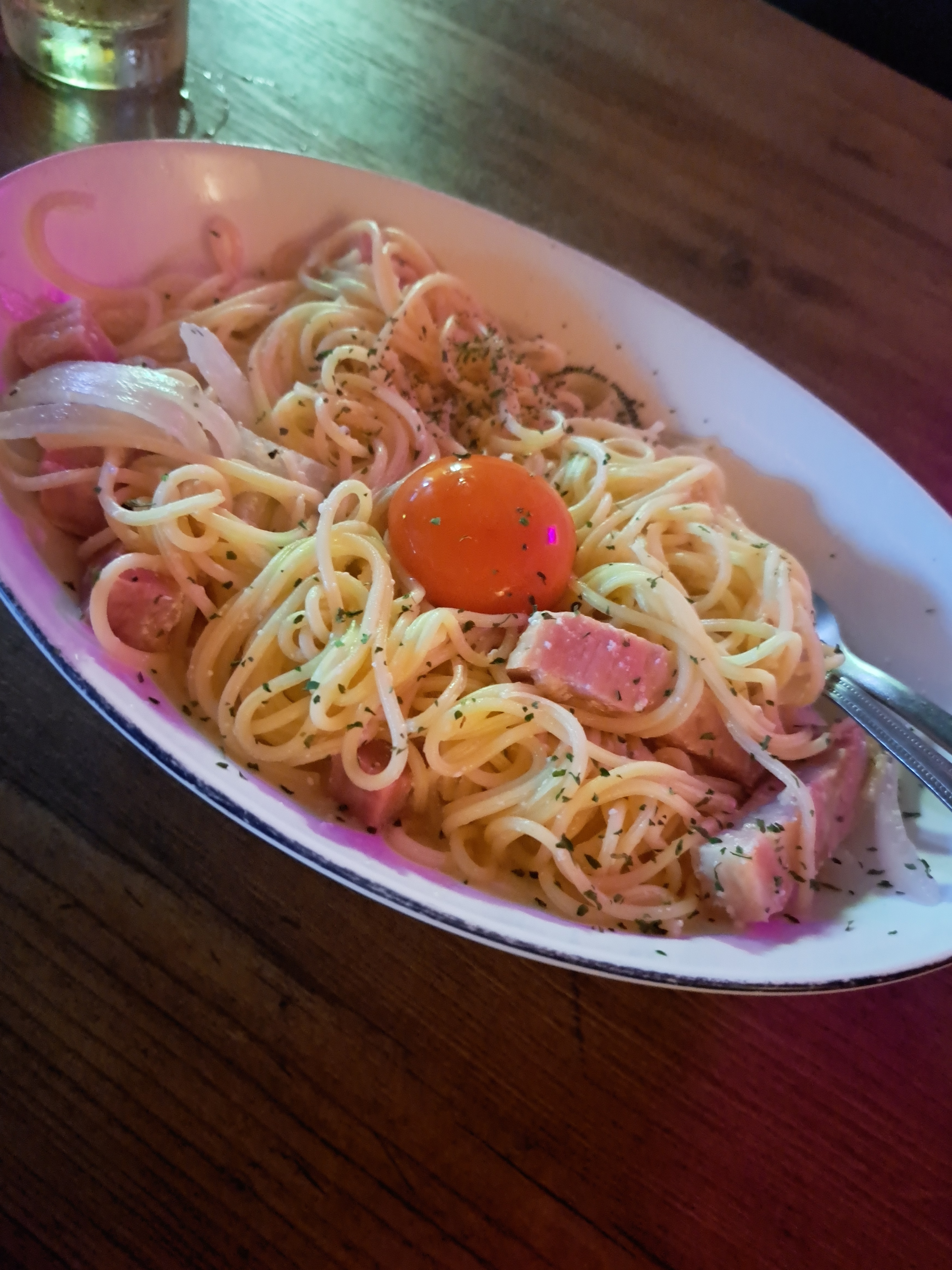 今、お店にいます！