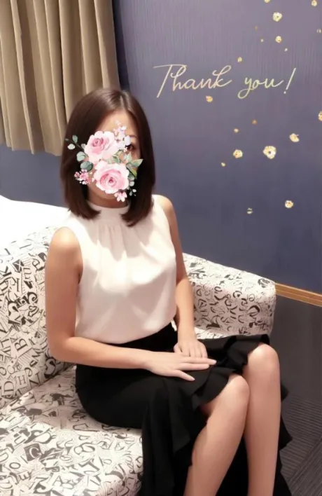 出勤です♡/つばさ【パイパン美魔女】