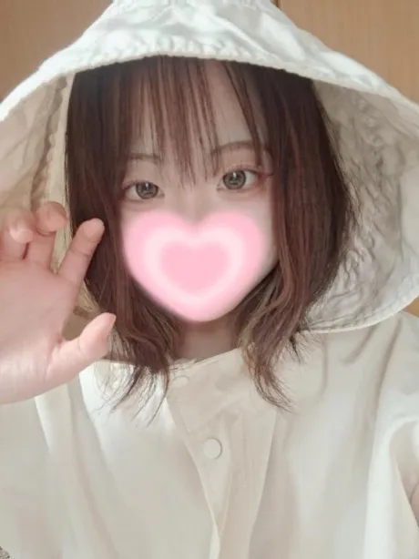 白い不審者がおー/業界未経験　めお