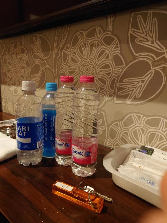 ★まみ★極上熟女店長激押し！隣の人妻お口で愛して