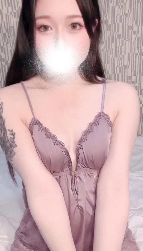 【美乳🎀🪄】
