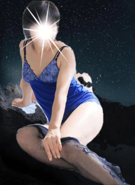 しのん★聖水！容姿端麗！隣の人妻お口で愛して