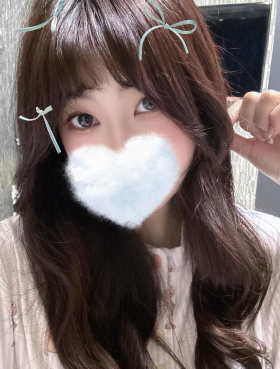 小さいお口で頬張って🌷🌷✨️/ちな