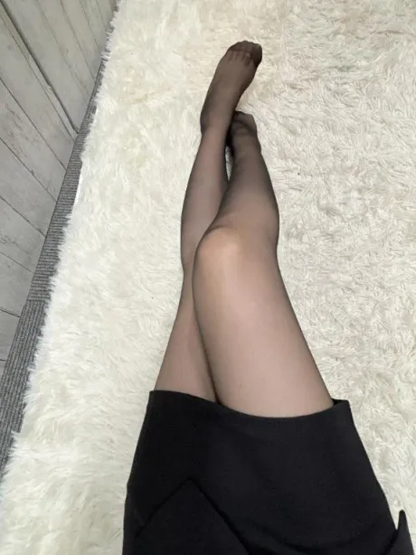 🖤本日出勤日です🖤/しおん