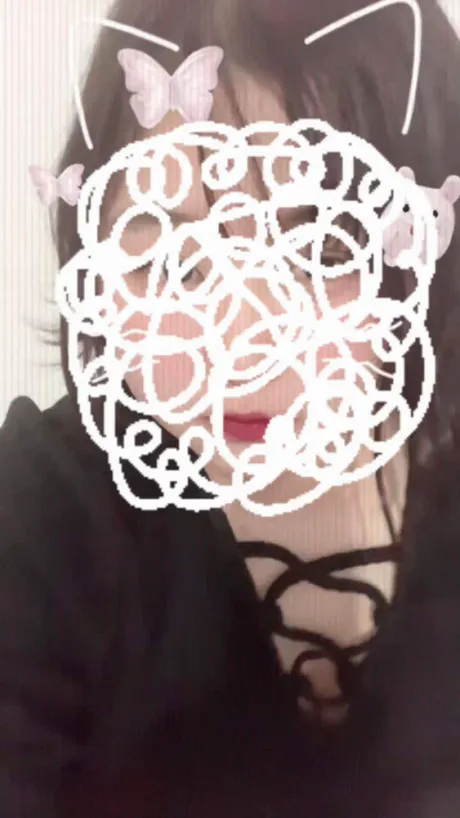 新人らんのブログ ご報告 ❣️❣️ 髪切りました～ 💆🏻‍ ♀ ️
