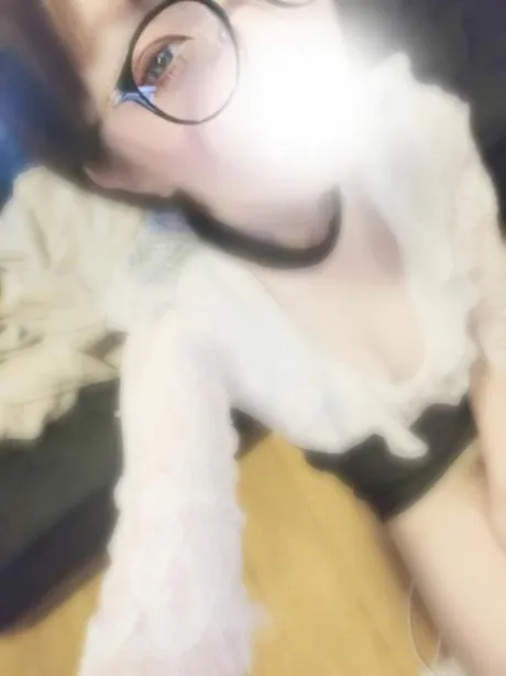 まいこ人妻の楽園