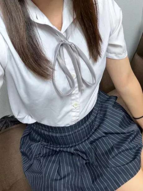 しゅっきん🙂‍↕️/風俗初体験 こはる