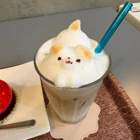 ( ¨̮ )/るな