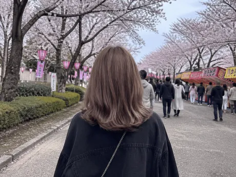 桜散る平日に/なぎさ