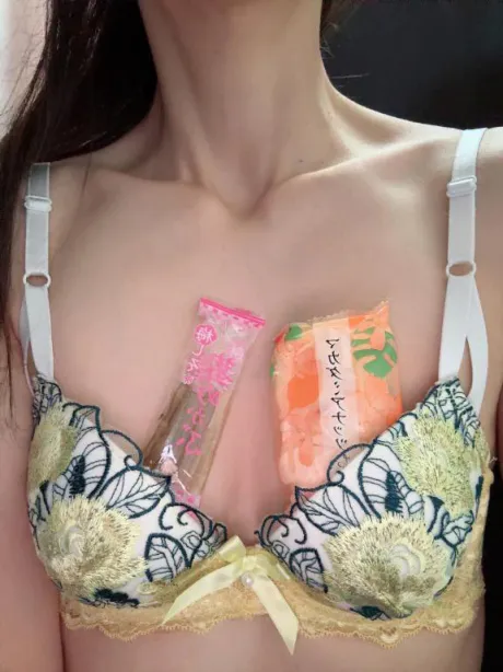 【お礼写メ日記】/アキエ
