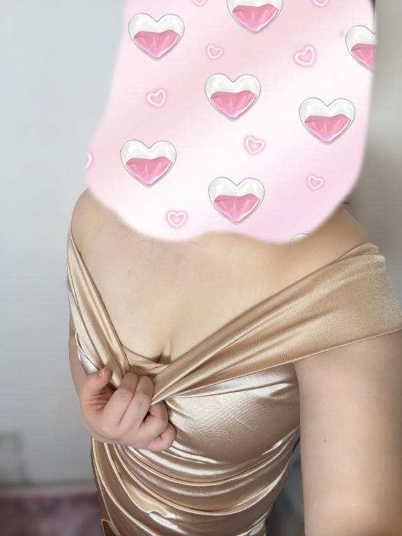 出勤してました(;;)/新人　れいら