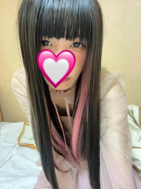 あとむ（ニューハーフ）人妻生レンタルーNTRー