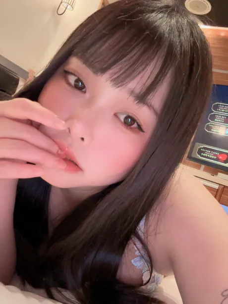 新人よるティアラ