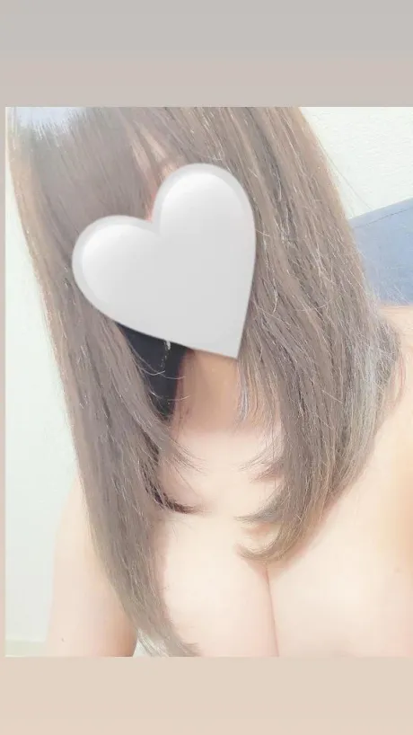 くるみ【Fカップ巨乳 目が合って堕ちる】L’ Amomr（ラムール）～青森～