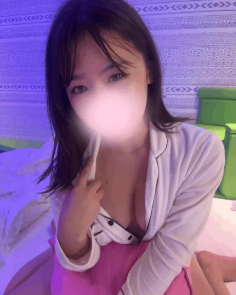 新人　かすみ素敵な女の子は好きですか?