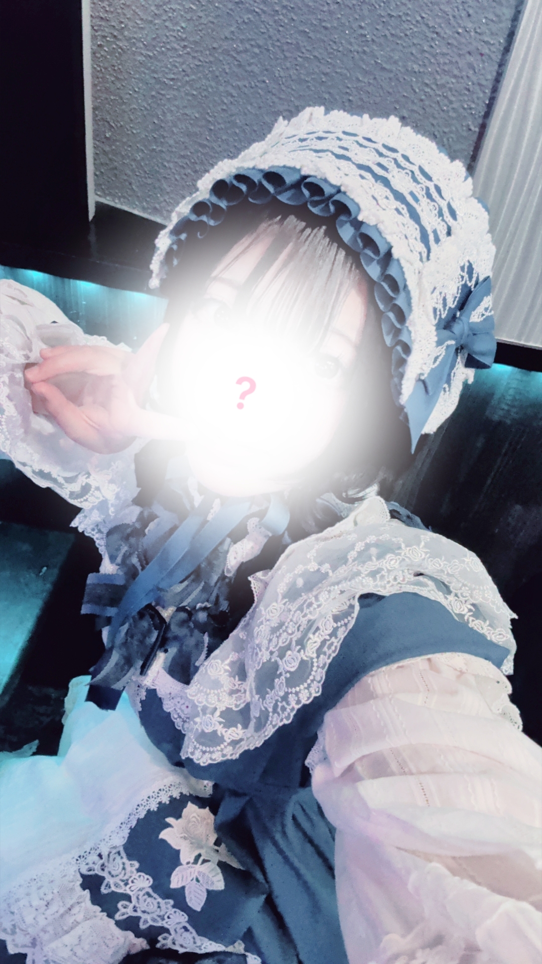 ひきこもりオタクホワイト🤓/めい《業初・新人》(弘前)