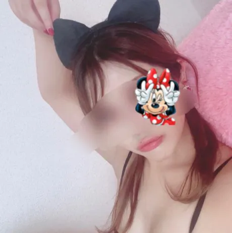 おっぱい今日も出勤❗️/ティアラ