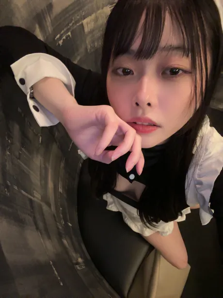 新人よるティアラ