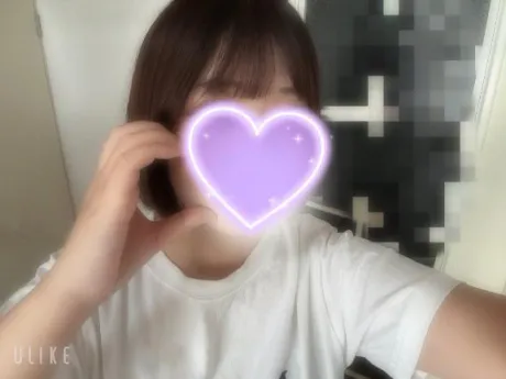 前髪切り過ぎたかも？😭/スイ