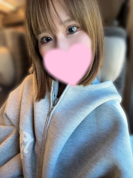 新人きいなティアラ