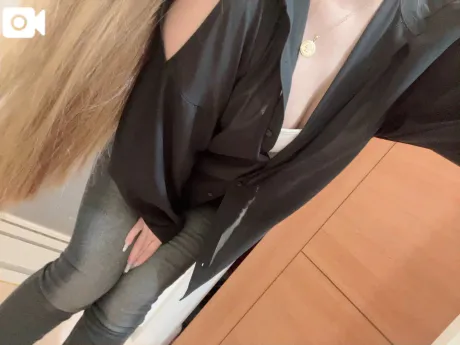 4日(土)は19時から♡/ひびき