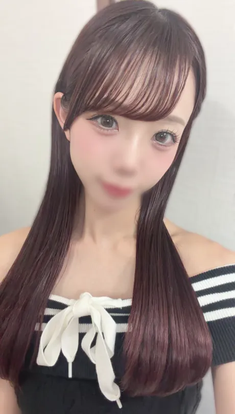 3日目🙌🏻💕/新人うの☆愛らしさ抜群！密着彼女♡