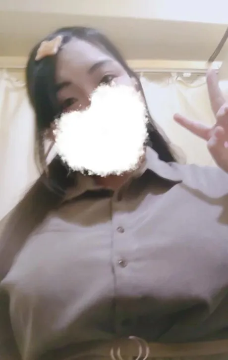 まり★溢れる豊満爆乳若妻隣の人妻お口で愛して