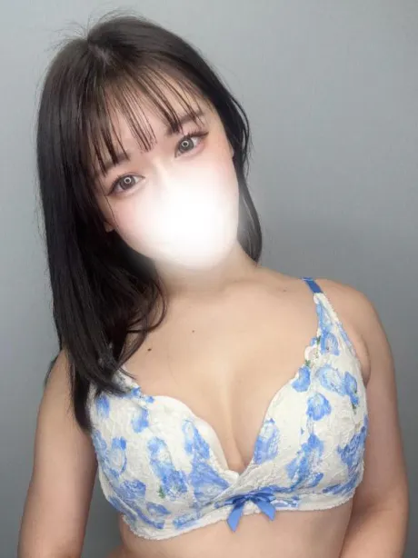 新人　かすみ素敵な女の子は好きですか?