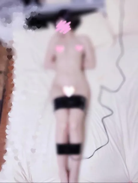 アヘ顔晒して🫣🧠🍼/ちな
