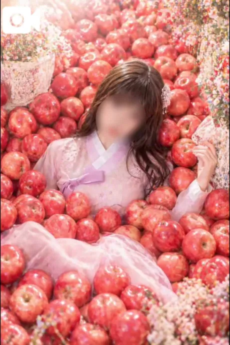 かなた(弘前)のブログ ✨甘く誘う、りんごの世界へ🍎✨