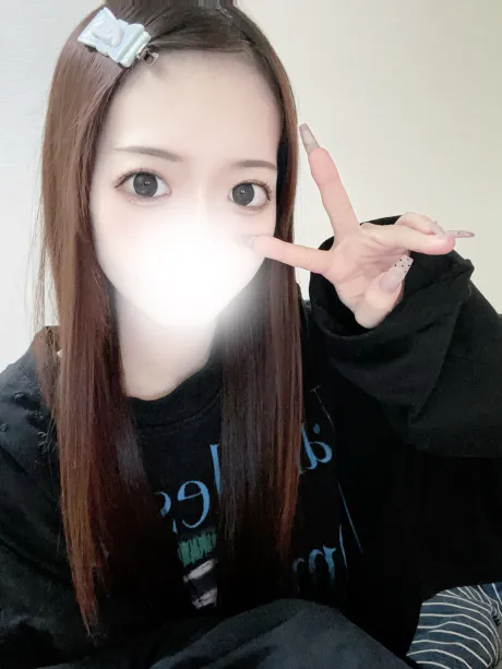 新人さらティアラ