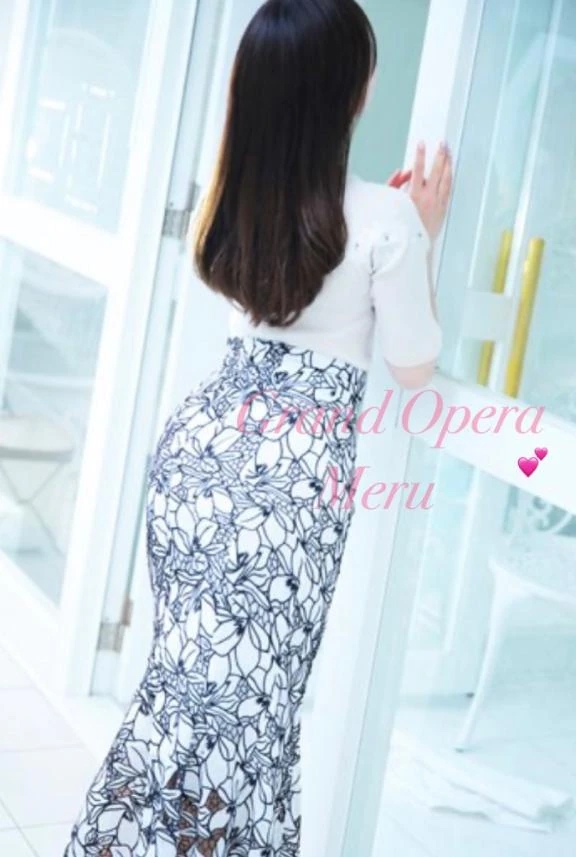 萌瑠(める)グランドオペラ福岡